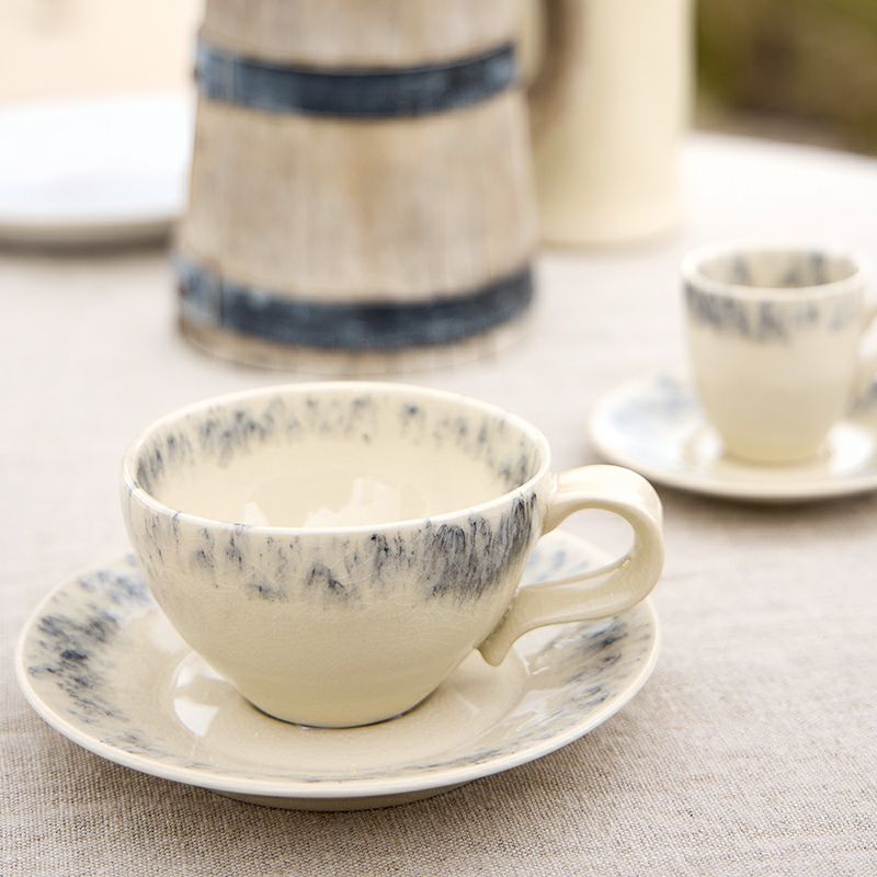 ポルトガルの食器　COSTA　NOVAの　透明感が美しいマデイラシリーズ　テーブルコーディネート例